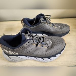 Hoka One M Gaviota 3 wide. Size 102e.